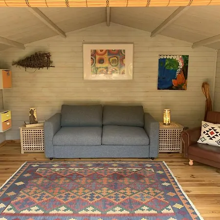 Feriehus Talurdo Cottage *