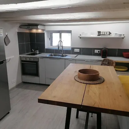 Talurdo Cottage Hébergement de vacances *